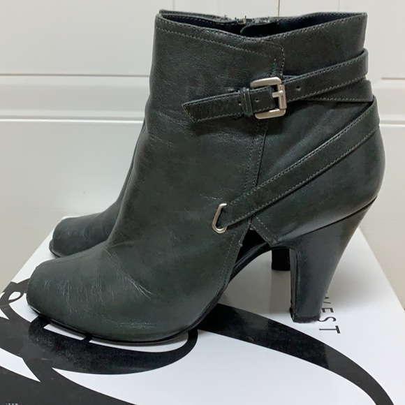 Grey Leather Nine West Peep Toe Booties - Picture 4 of 9
